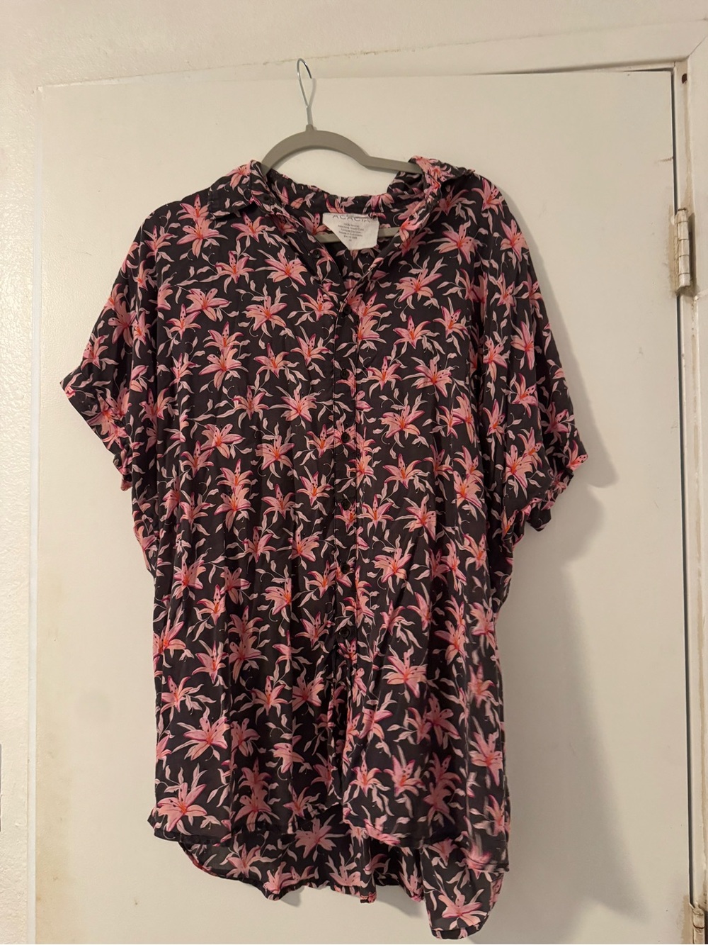 acacia swimwear Black Floral Short-Sleeve Button Blouse